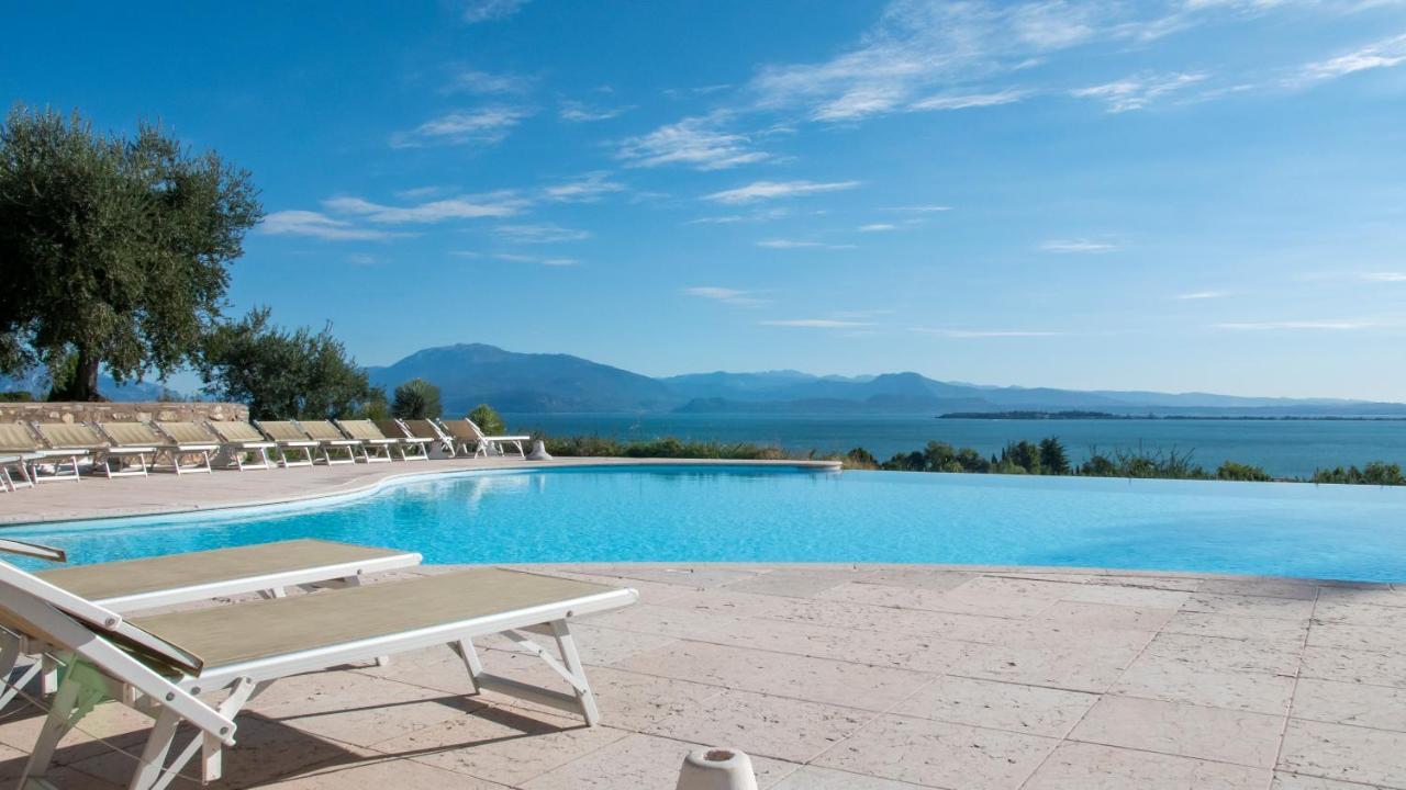 Castello Belvedere Apartments Desenzano del Garda Eksteriør billede