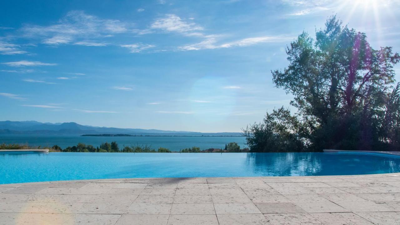 Castello Belvedere Apartments Desenzano del Garda Eksteriør billede