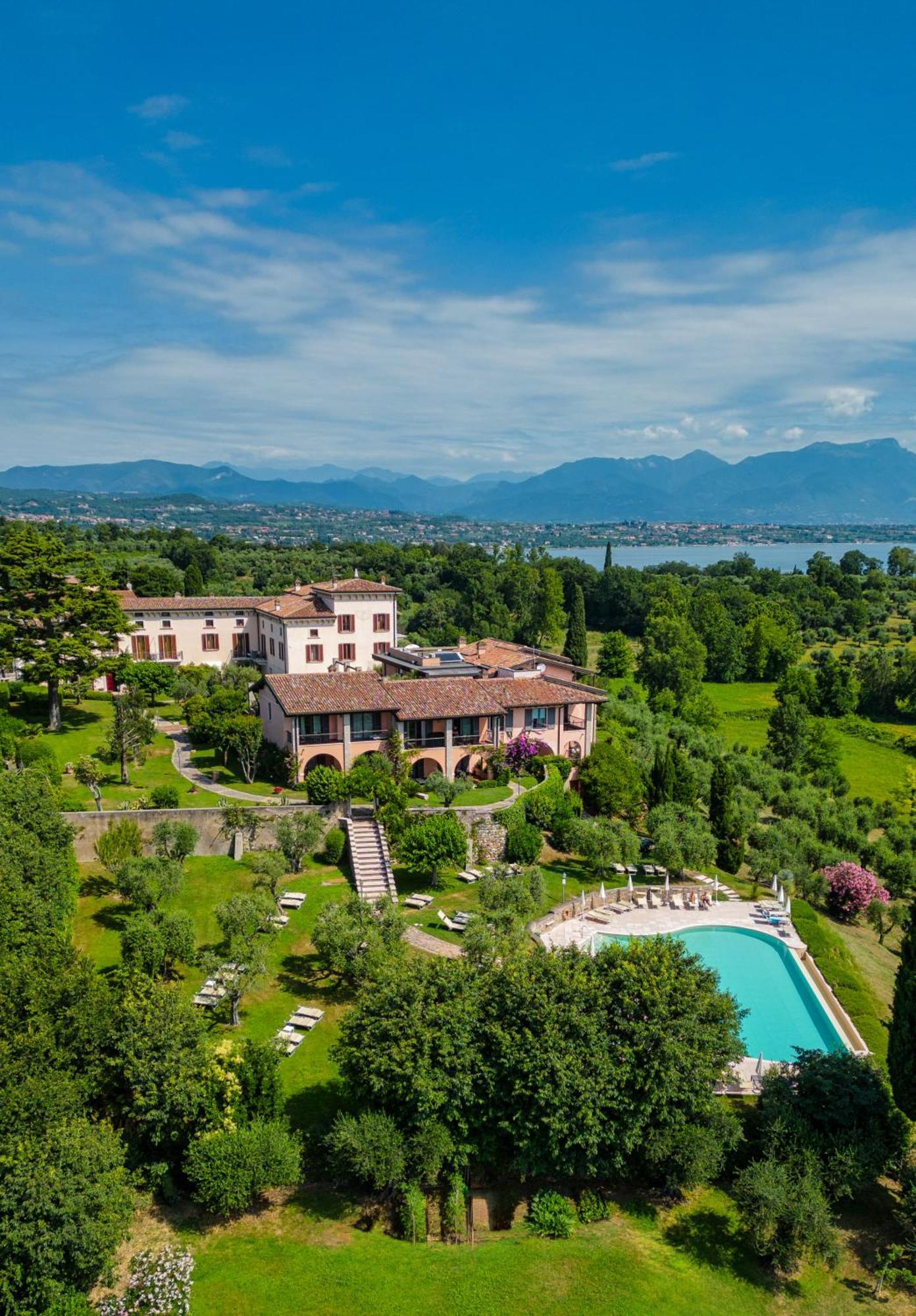 Castello Belvedere Apartments Desenzano del Garda Eksteriør billede